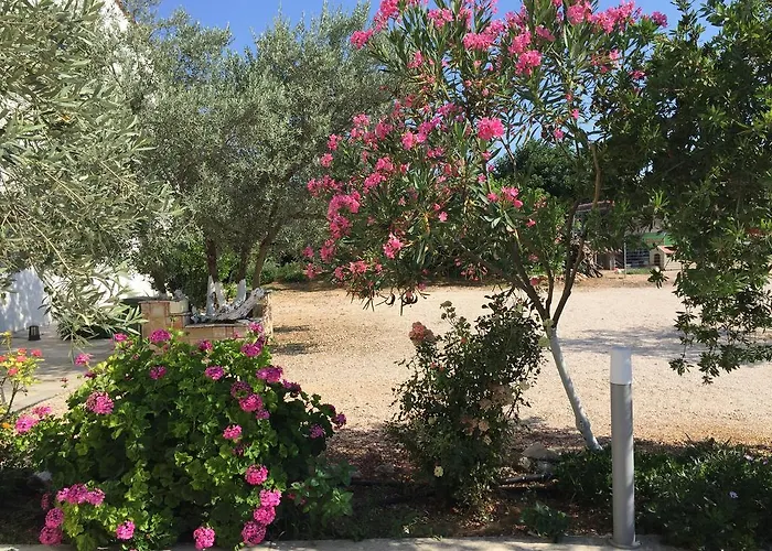 Lägenhetshotell Hani Ligourion